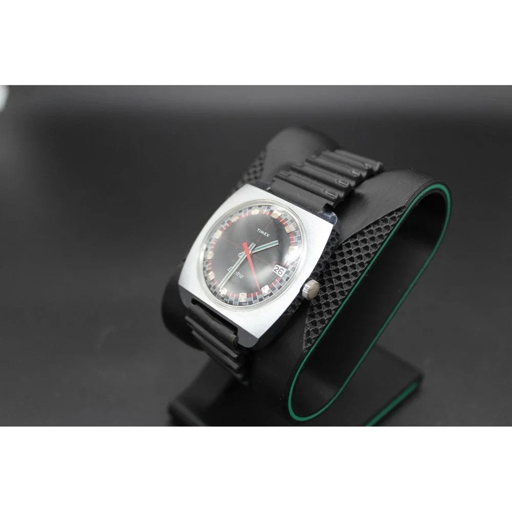 Vintage Timex Electric Date 37mm Men's Watch New Battery Running Working